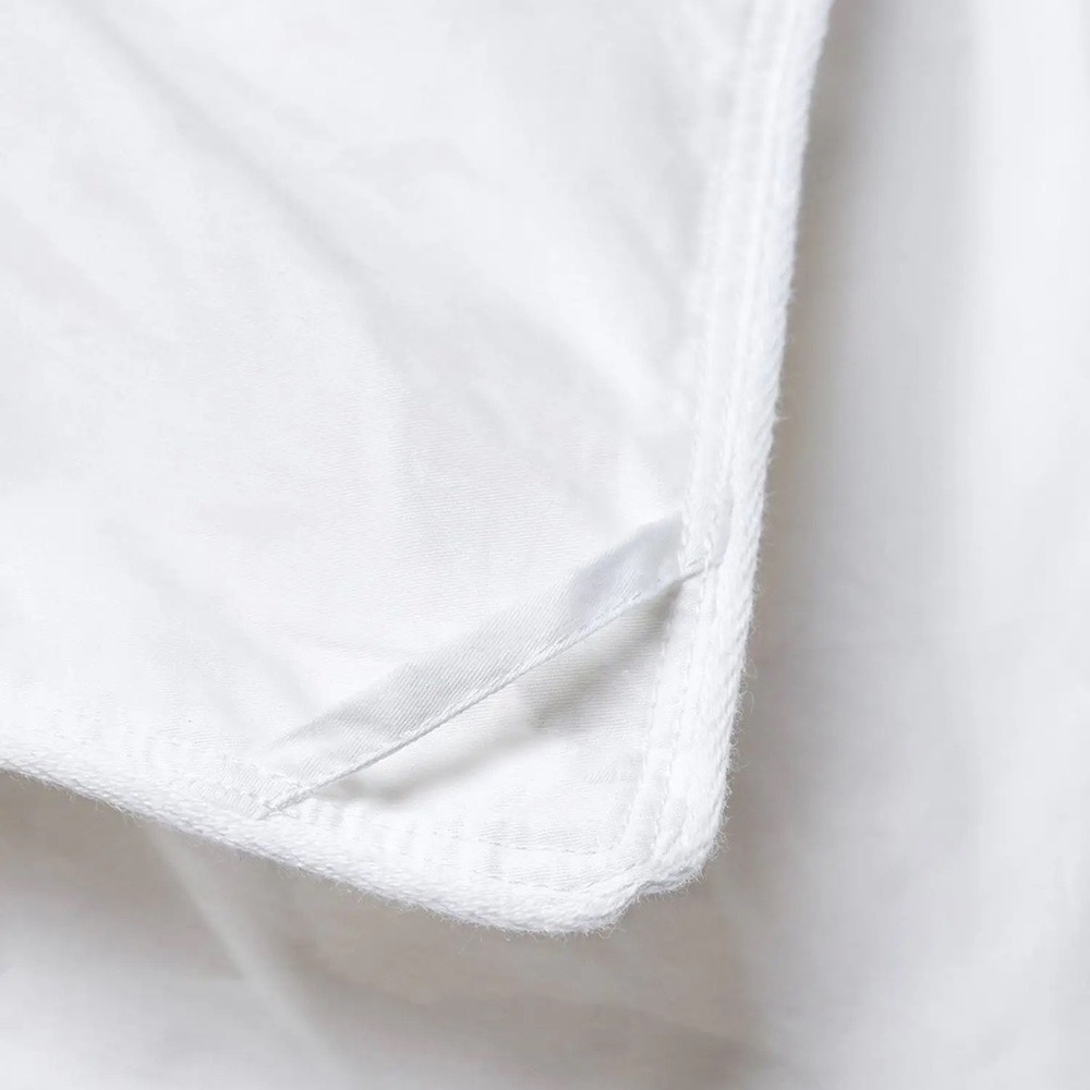 Quince All-Season Premium Down Alternative Comforter - King - Picture 8 of 14